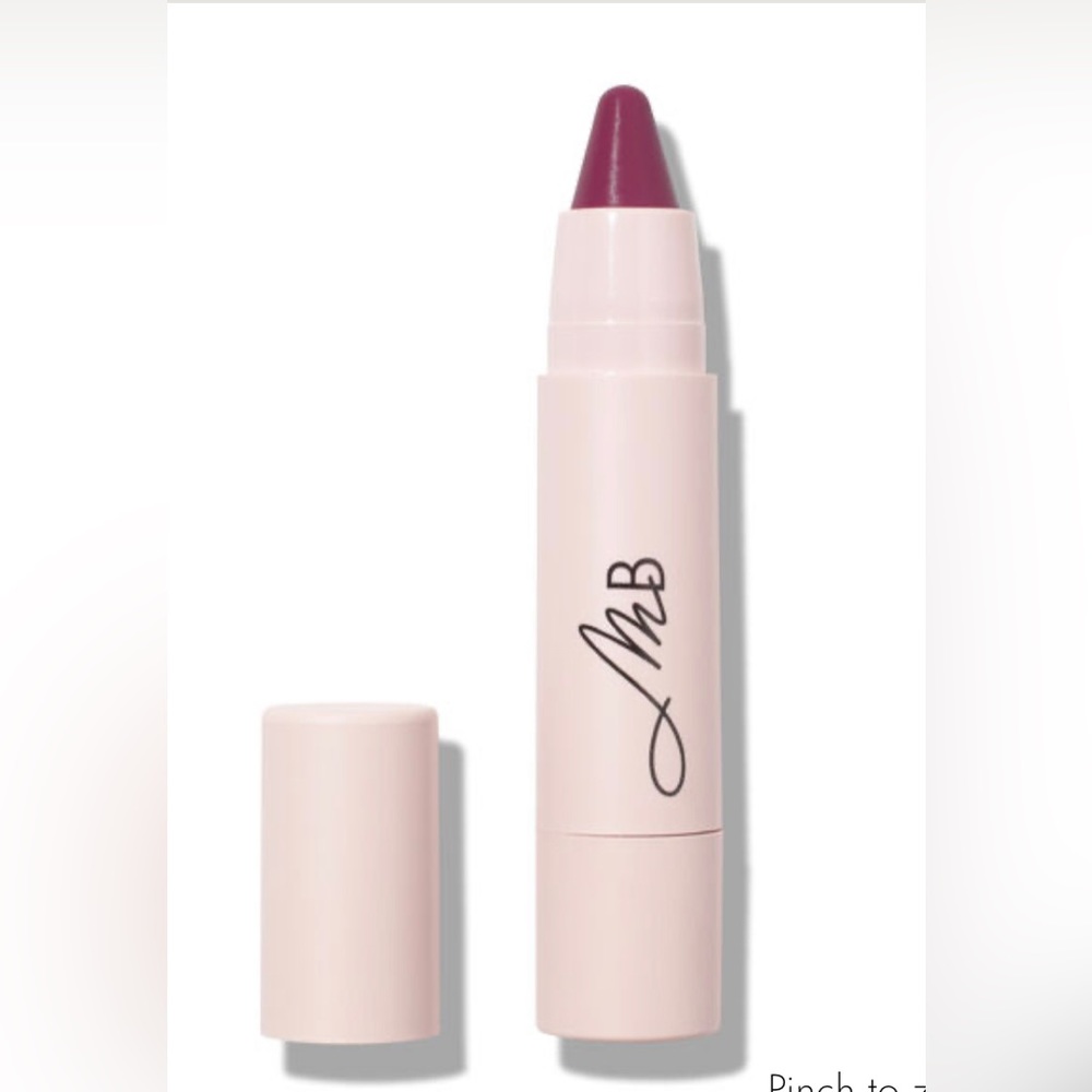MONIKA BLUNDER BEAUTY BUNDLE
KISSEN LUSH LIPSTICK CRAYON - SET OF 3